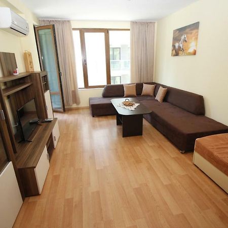 Apartment Rosi Pomorie Exterior photo